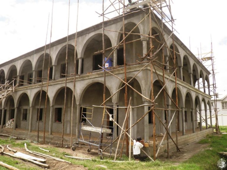 Building a care nest in Madagascar