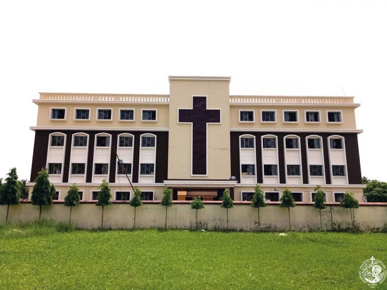 Embracing orphans in Kolkata